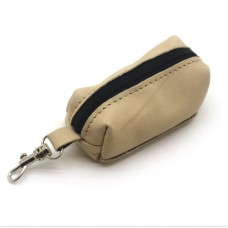 Сумочка-диспенсер Zoo-hunt для гігієнічних пакетів для прибирання 8х4х4 см бежевий 