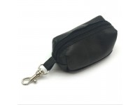 Сумочка-диспенсер Zoo-hunt для гігієнічних пакетів для прибирання 8х4х4 см чорний Сумочка-диспенсер Zoo-hunt для гігієнічних пакетів для прибирання 8х4х4 см чорний