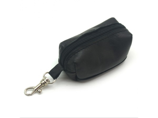 Сумочка-диспенсер Zoo-hunt для гігієнічних пакетів для прибирання 8х4х4 см чорний 